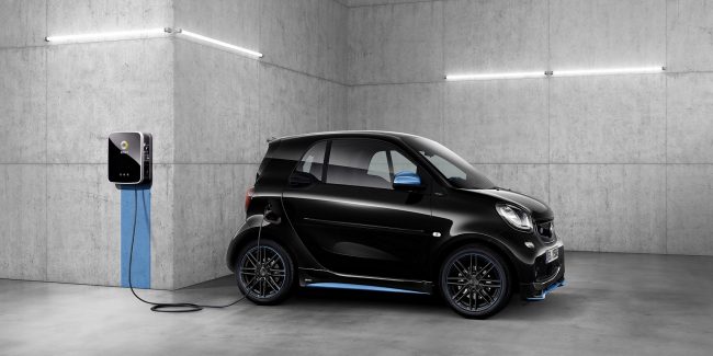 Elektrikli Dördüncü nesil smart EQ Türkiye’de!