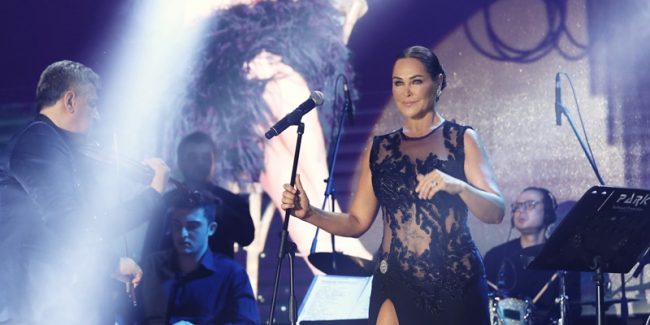 Şampanya rekoru kırmaya devam