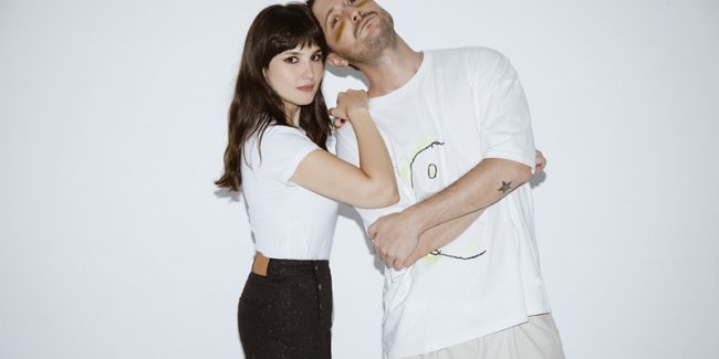 Simge Pınar ve Barış Demirel’i buluşturan şarkı “Ay”