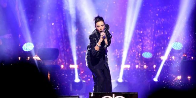 Sıla “Keşke konu hep aşk olsa”