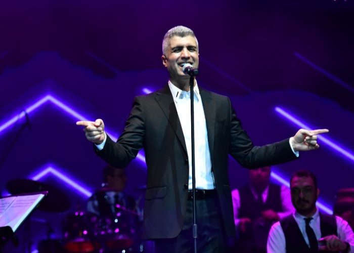 Özcan Deniz rüzgarı esmeye devam ediyor