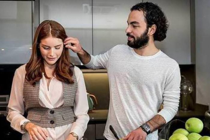 Evliliklerinin 10 yılını kutladılar