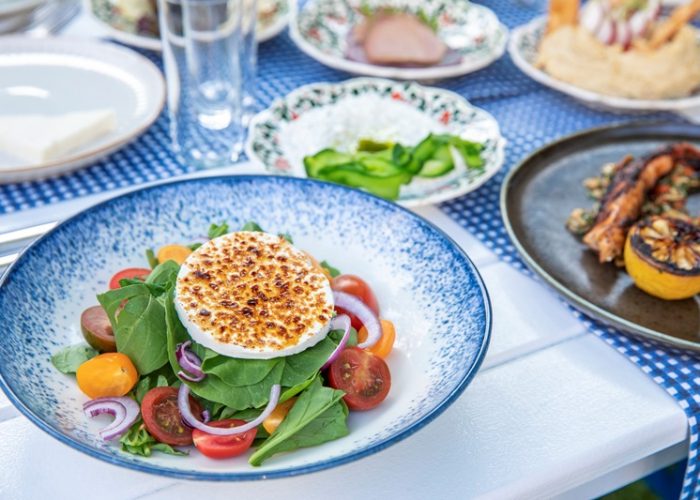 Keyifli Ege akşamları Grasidi Gastro Garden’da