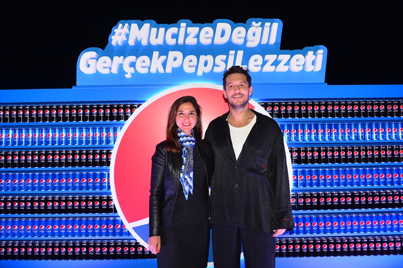 Ünlüler Pepsi ile yaza veda ettiler