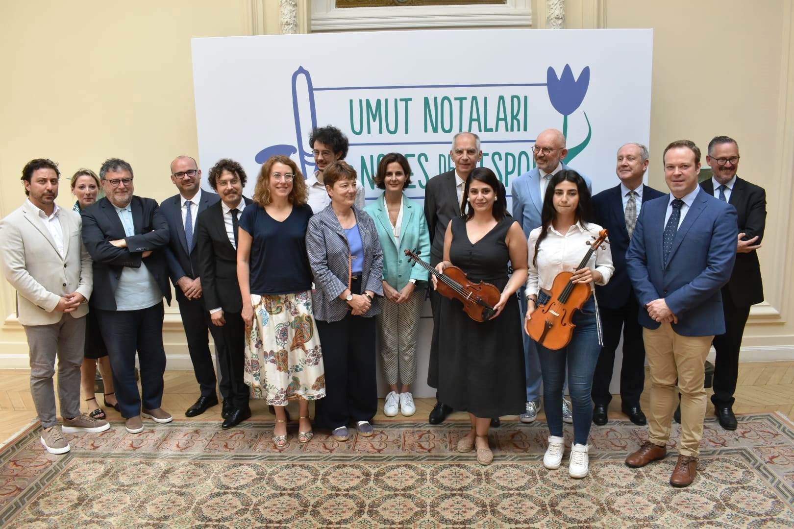 Depremden etkilenen müzisyenlere “Umut Notaları” ile destek