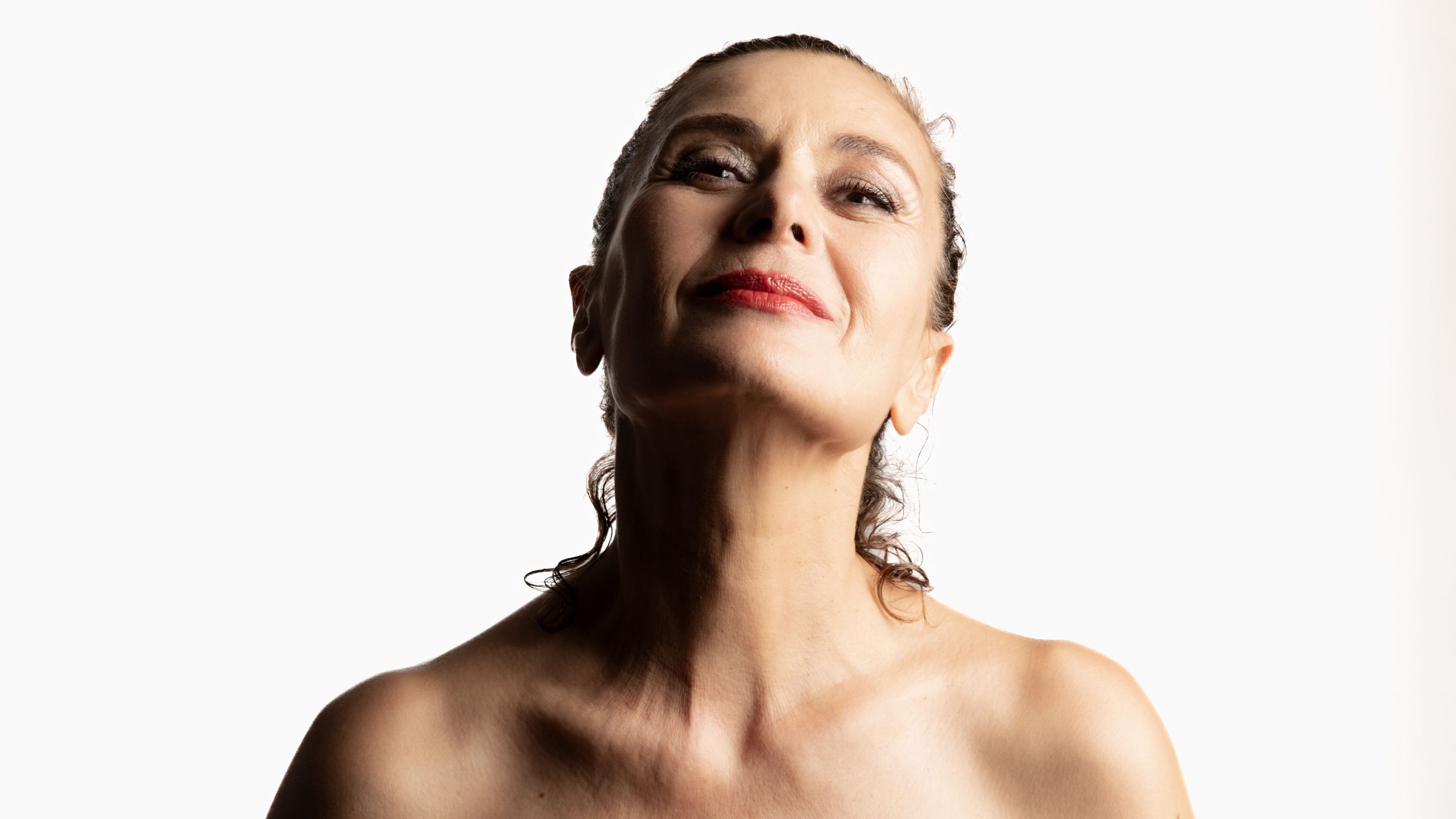 Hatice Aslan şimdi şarkıcı oldu  
