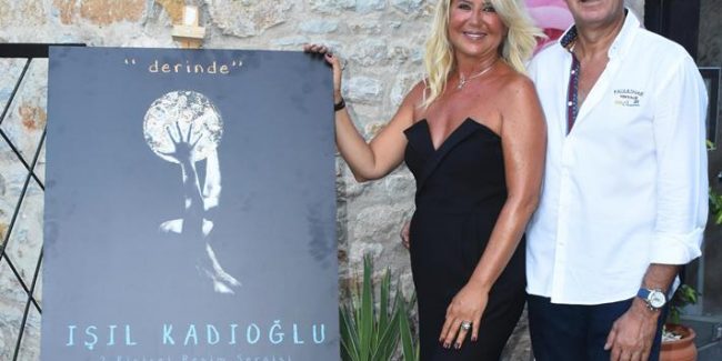 Işıl Kadıoğlu eserlerini sanatseverlerle buluşturdu