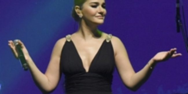 Derya Bedavacı’dan double bis