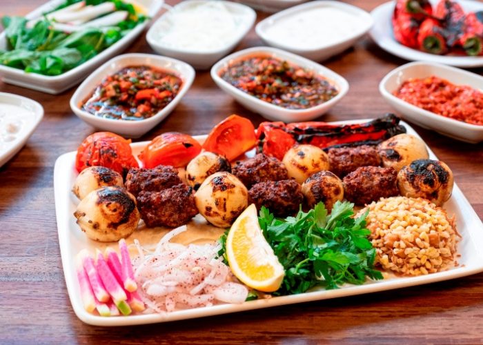 Dedecan’dan soğan kebap