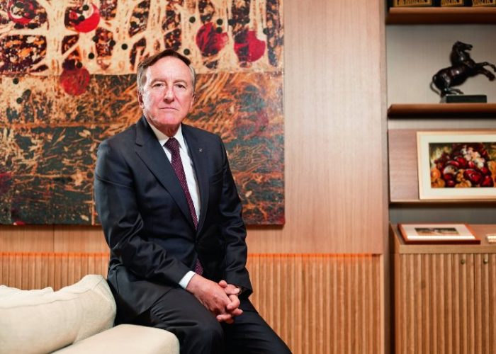 İlk sergisi ile sanatseverlerle buluşuyor