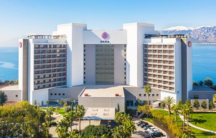 Romantik balayının adresi Akra Hotels