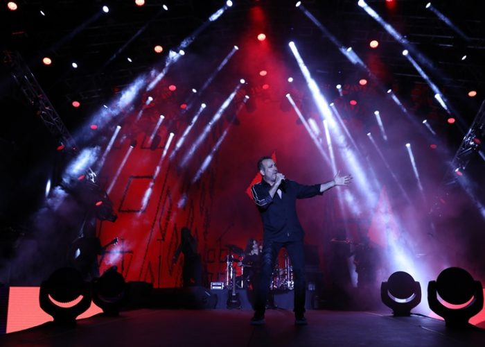 Haluk Levent’e 65 bin vokal eşlik etti