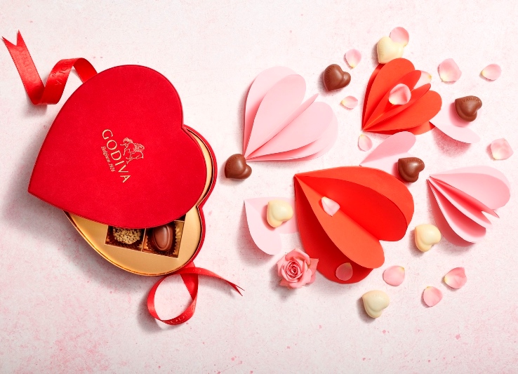 Sevgililer Günü’ne özel koleksiyon