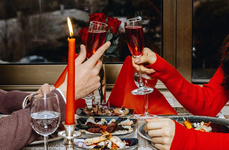 Hilton İstanbul Bosphorus’da yılın en romantik günü kutlanıyor