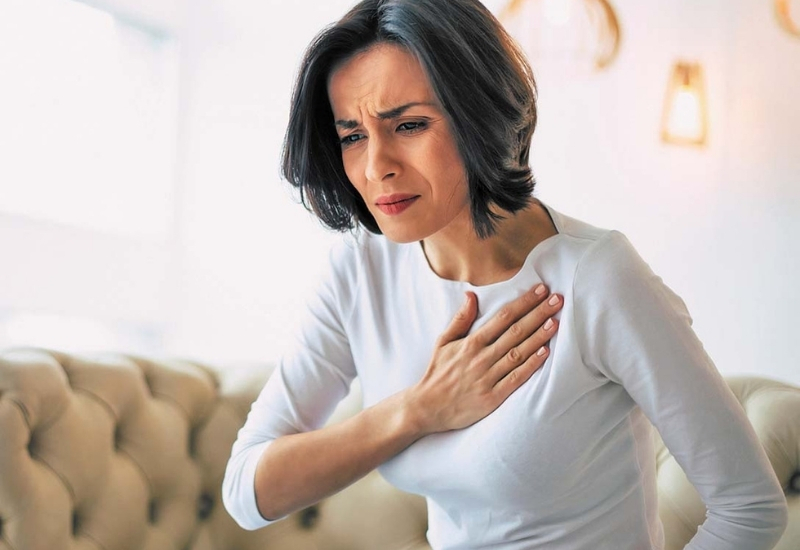 Belirtiler hafif başlayıp, dakikalar içinde ağırlaşabiliyor!