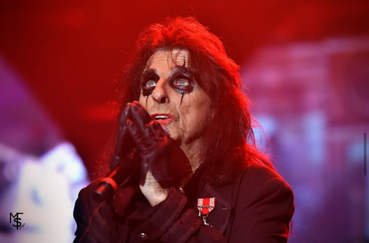 Alice Cooper: "Şok Artık Hayatta, Sahnede Değil"