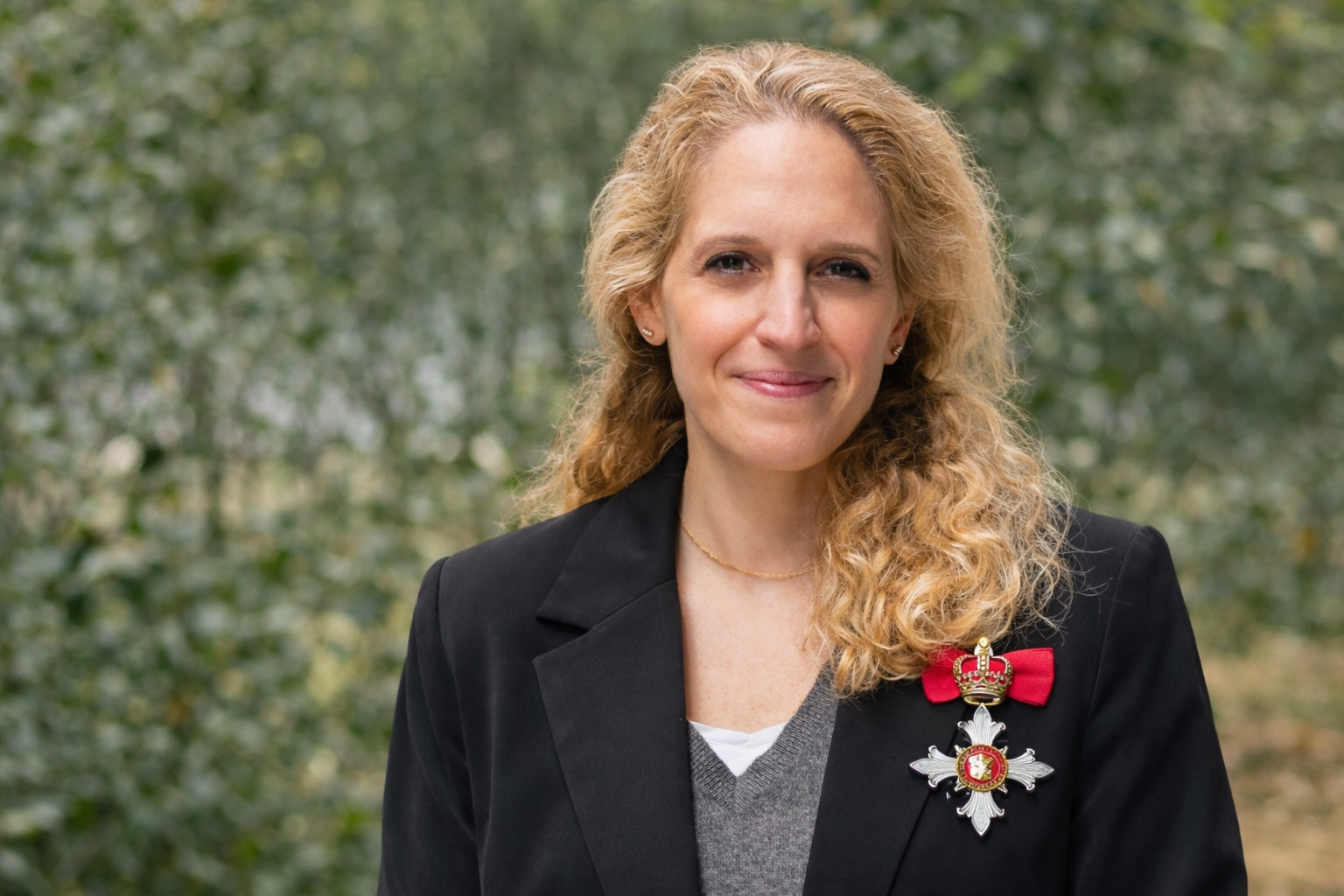 Mina Hasman’a Britanya İmparatorluk Nişanı
